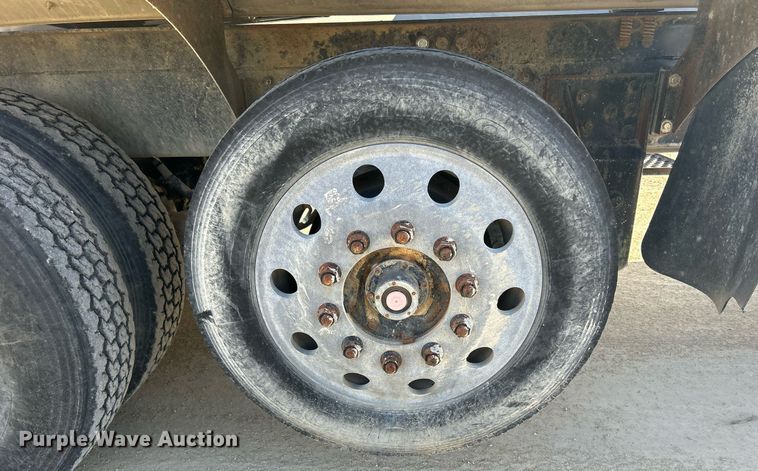 image for item EV9393 1998 Mack RD600  ready mix truck