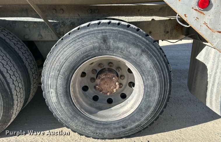 image for item EV9393 1998 Mack RD600  ready mix truck