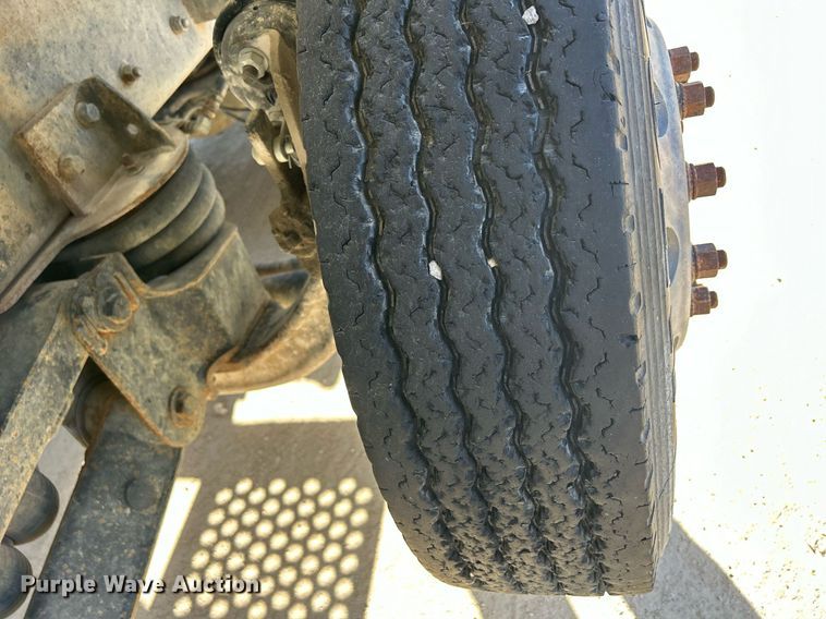 image for item EV9393 1998 Mack RD600  ready mix truck