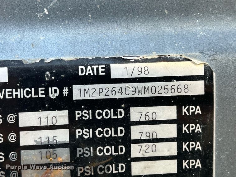 image for item EV9393 1998 Mack RD600  ready mix truck