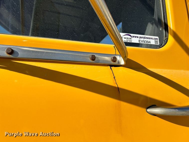 image for item EV9394 1998 Mack RD600  ready mix truck