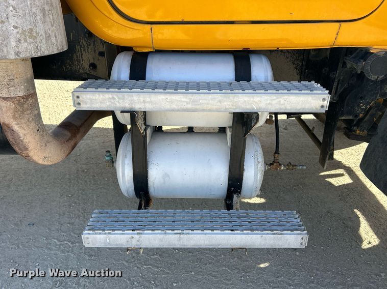 image for item EV9394 1998 Mack RD600  ready mix truck