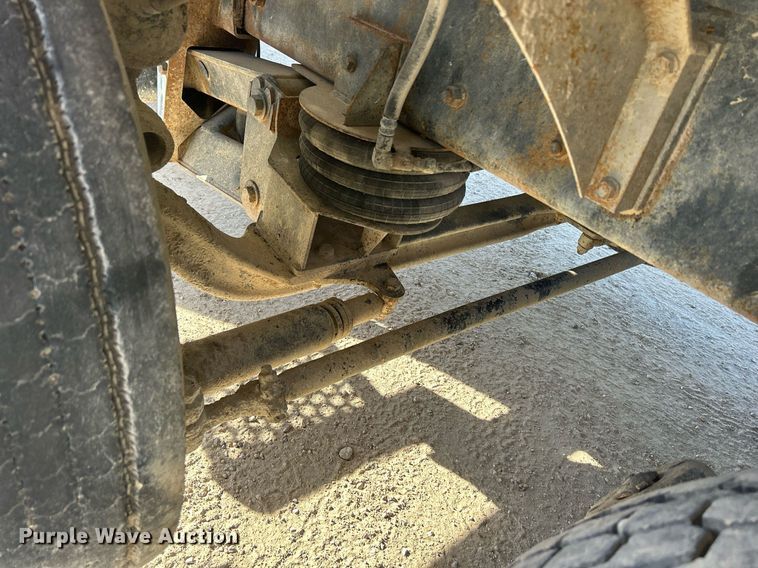 image for item EV9394 1998 Mack RD600  ready mix truck