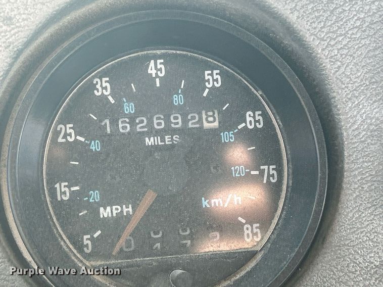 image for item EV9394 1998 Mack RD600  ready mix truck