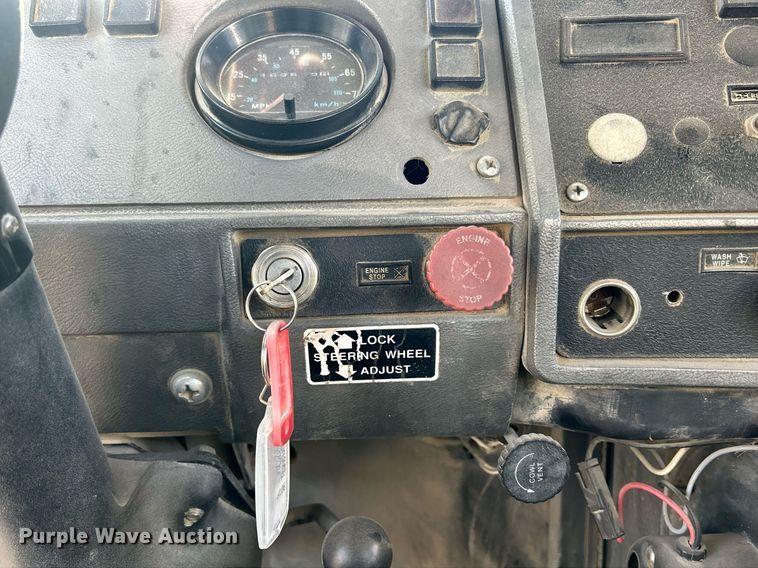 image for item EV9394 1998 Mack RD600  ready mix truck