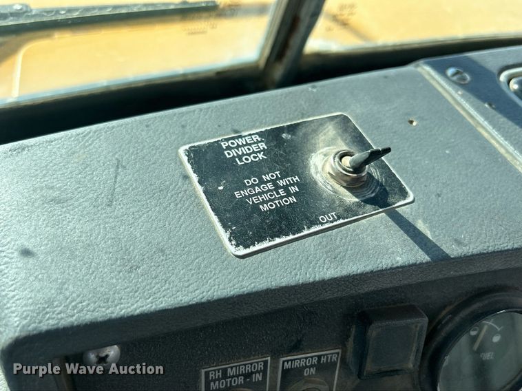 image for item EV9394 1998 Mack RD600  ready mix truck