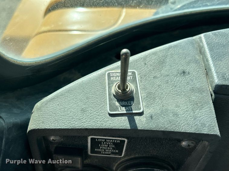 image for item EV9394 1998 Mack RD600  ready mix truck