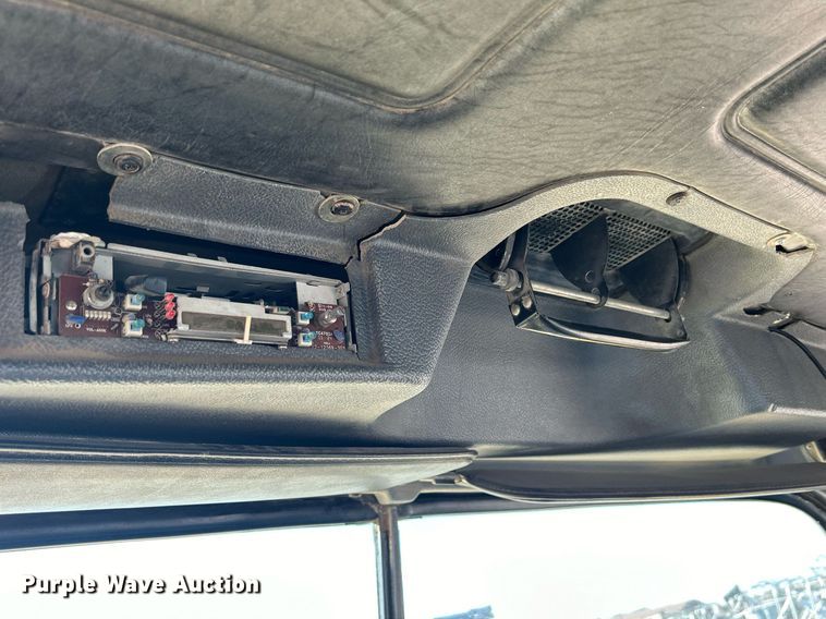 image for item EV9394 1998 Mack RD600  ready mix truck