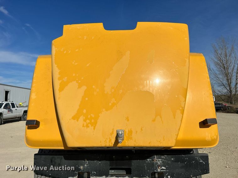 image for item EV9394 1998 Mack RD600  ready mix truck