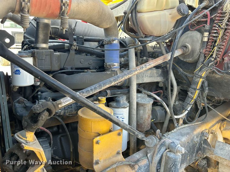 image for item EV9394 1998 Mack RD600  ready mix truck