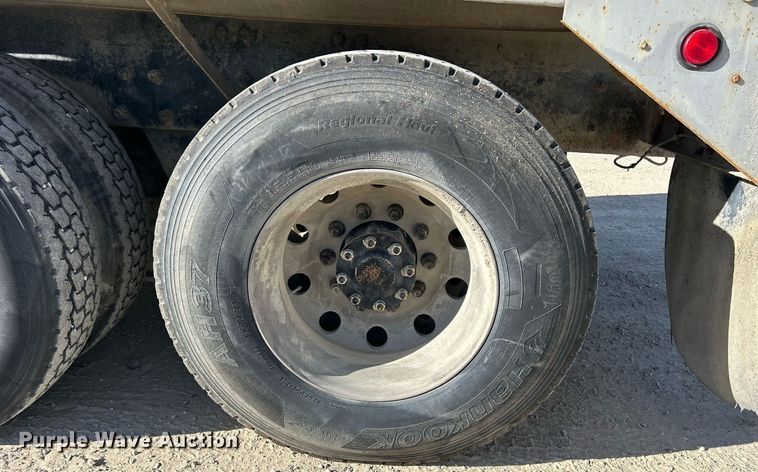 image for item EV9394 1998 Mack RD600  ready mix truck