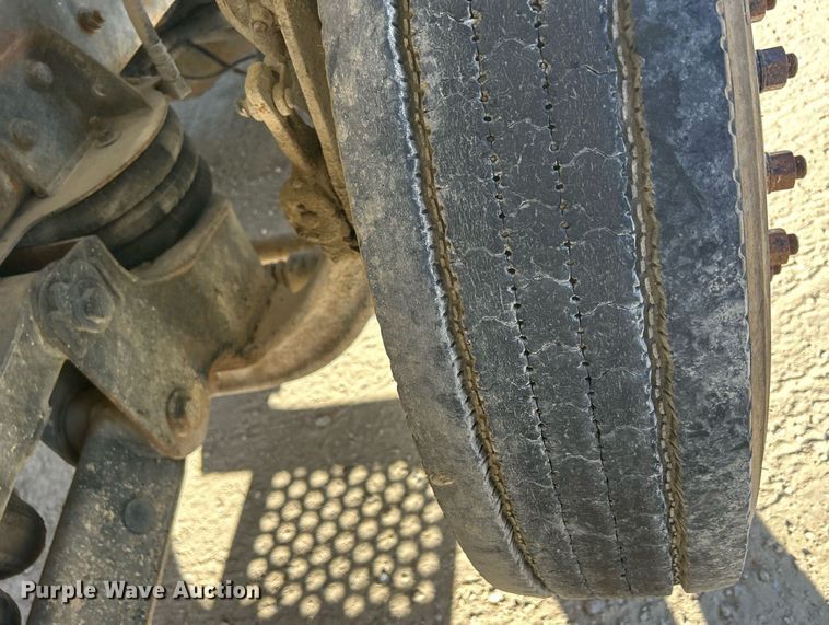 image for item EV9394 1998 Mack RD600  ready mix truck