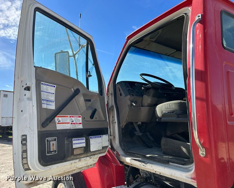 image for item EV9395 2004 Sterling LT9500  ready mix truck