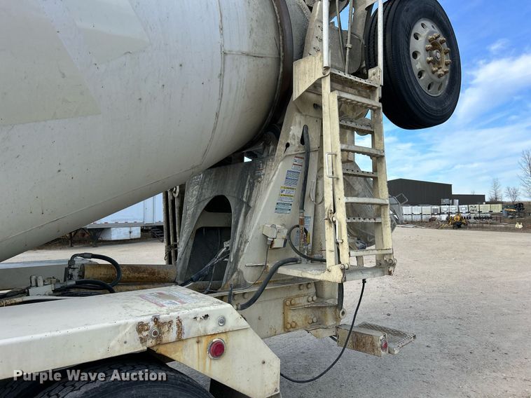 image for item EV9396 2007 Mack CV513  ready mix truck