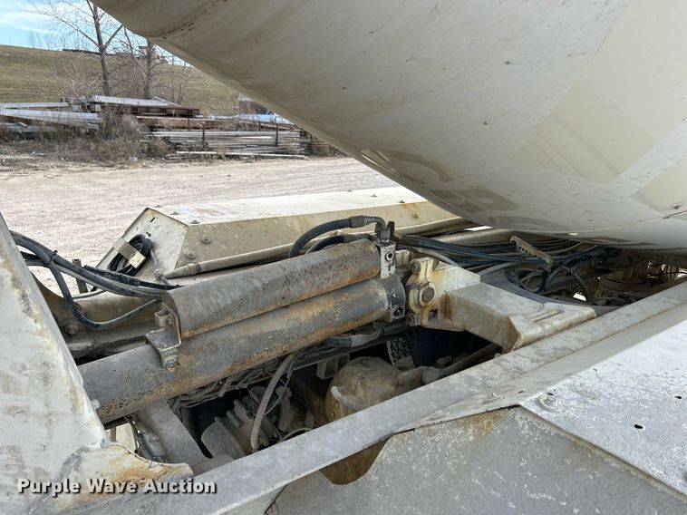 image for item EV9396 2007 Mack CV513  ready mix truck