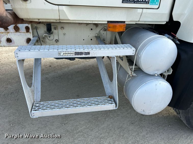 image for item EV9396 2007 Mack CV513  ready mix truck