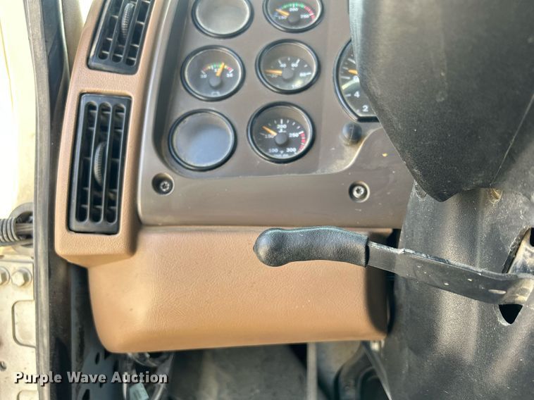 image for item EV9396 2007 Mack CV513  ready mix truck