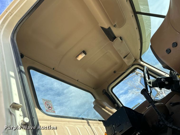 image for item EV9396 2007 Mack CV513  ready mix truck