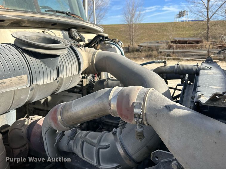 image for item EV9396 2007 Mack CV513  ready mix truck