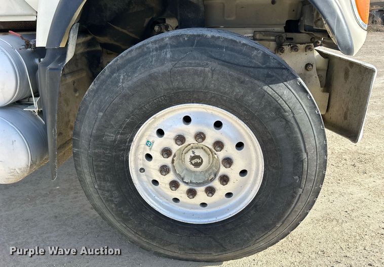 image for item EV9396 2007 Mack CV513  ready mix truck