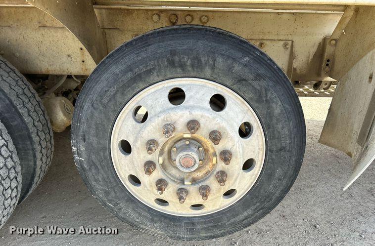 image for item EV9396 2007 Mack CV513  ready mix truck