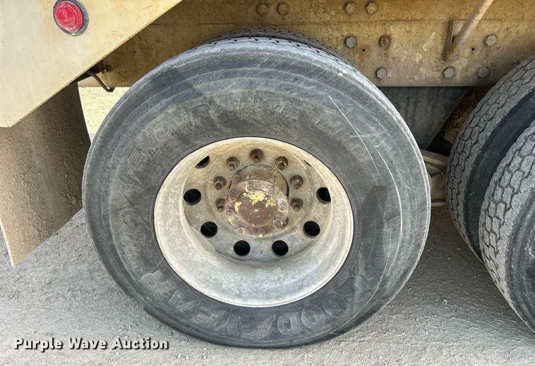 image for item EV9396 2007 Mack CV513  ready mix truck