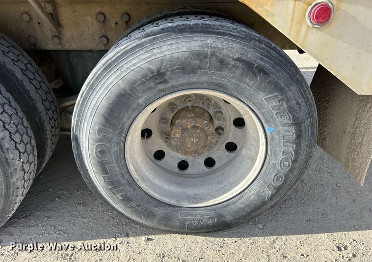 image for item EV9396 2007 Mack CV513  ready mix truck