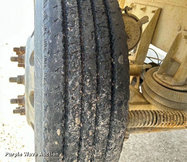 image for item EV9396 2007 Mack CV513  ready mix truck