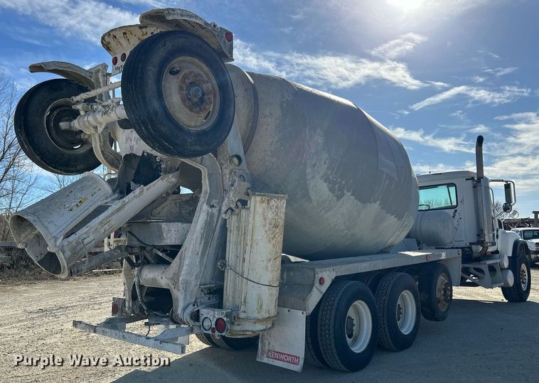 image for item EV9397 2004 Mack CV513  ready mix truck