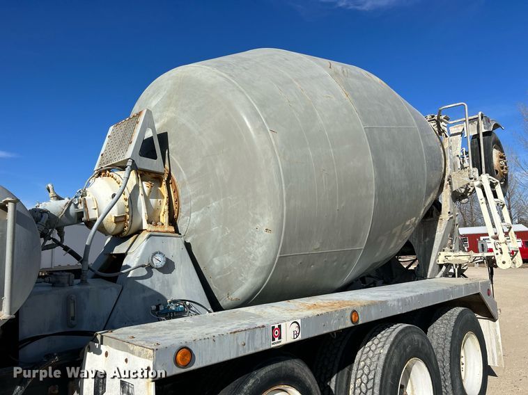 image for item EV9397 2004 Mack CV513  ready mix truck