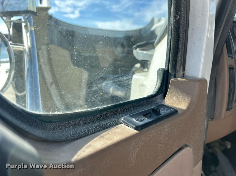 image for item EV9397 2004 Mack CV513  ready mix truck