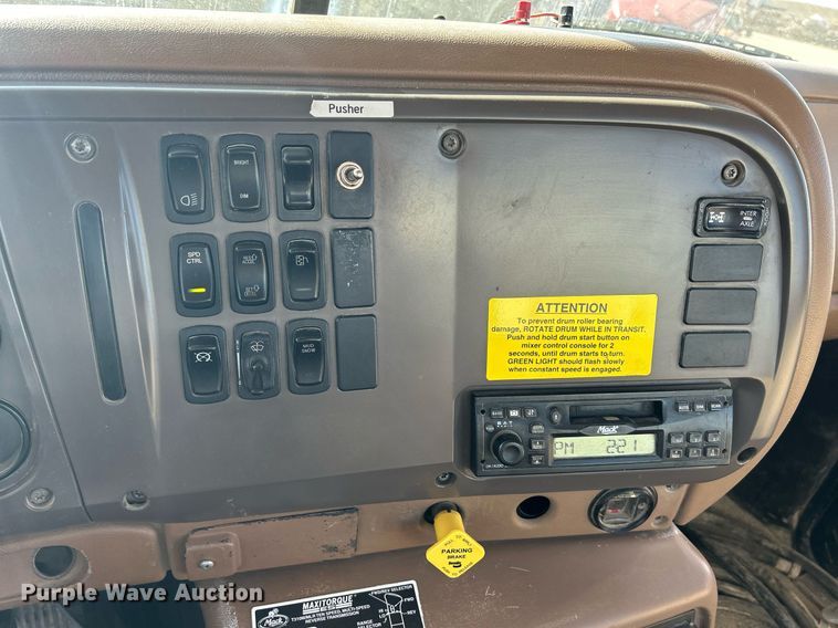 image for item EV9397 2004 Mack CV513  ready mix truck