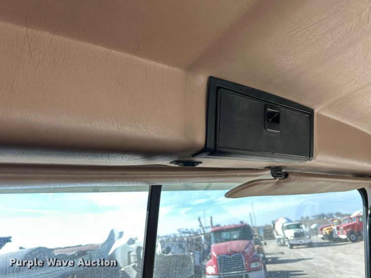 image for item EV9397 2004 Mack CV513  ready mix truck