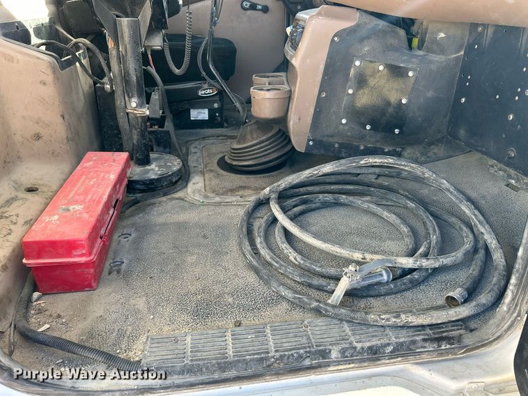 image for item EV9397 2004 Mack CV513  ready mix truck