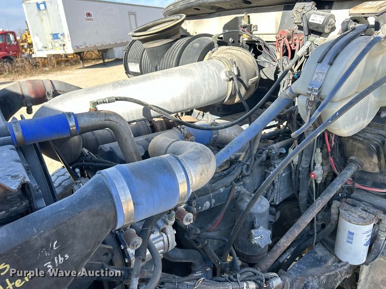 image for item EV9397 2004 Mack CV513  ready mix truck