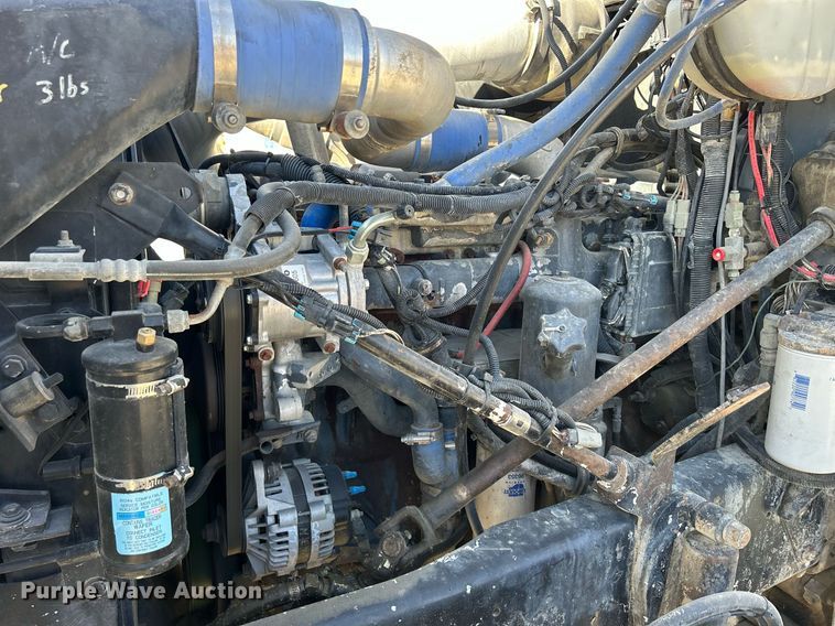 image for item EV9397 2004 Mack CV513  ready mix truck