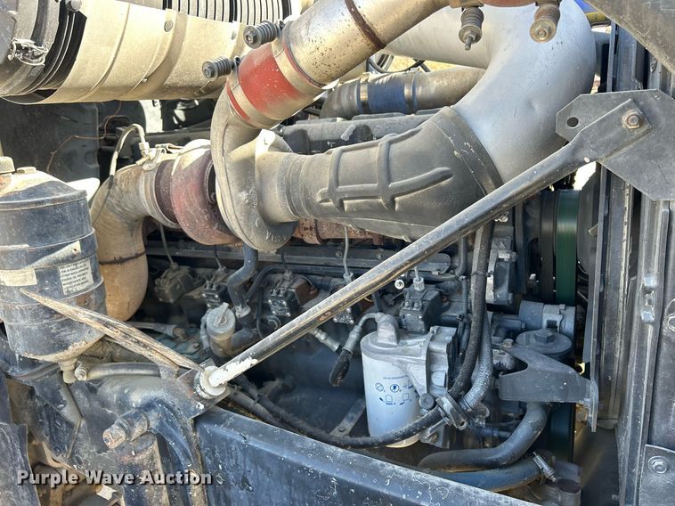 image for item EV9397 2004 Mack CV513  ready mix truck