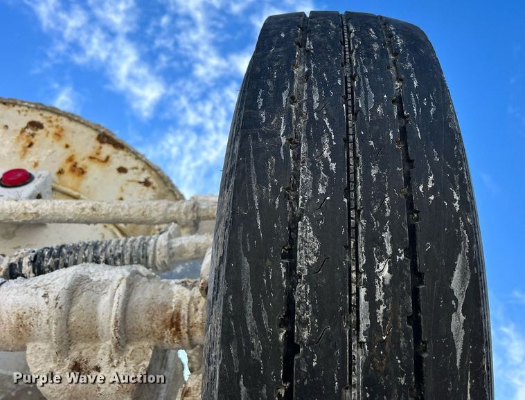 image for item EV9397 2004 Mack CV513  ready mix truck