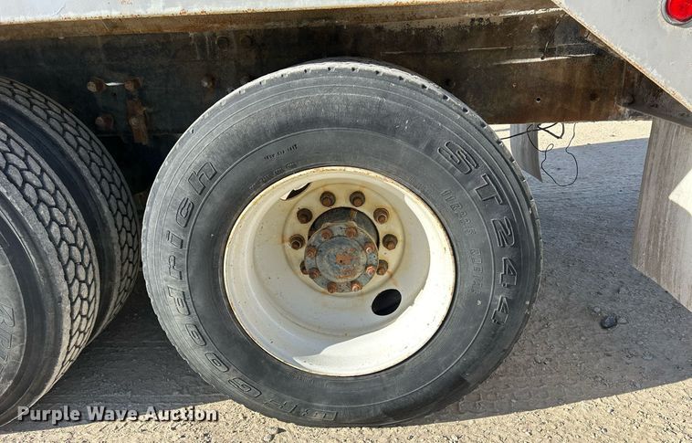 image for item EV9397 2004 Mack CV513  ready mix truck