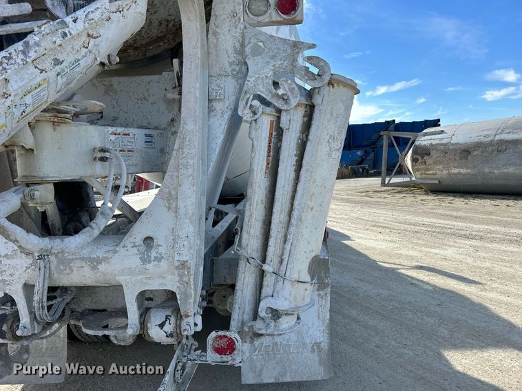 image for item EV9398 2003 Kenworth W900  ready mix truck