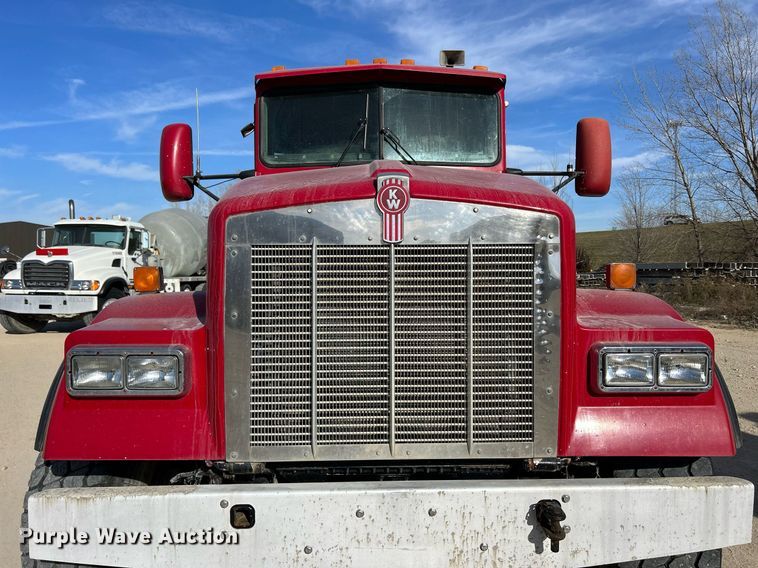 image for item EV9398 2003 Kenworth W900  ready mix truck