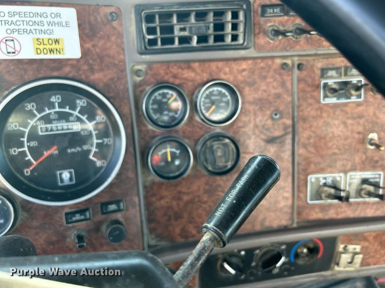 image for item EV9398 2003 Kenworth W900  ready mix truck