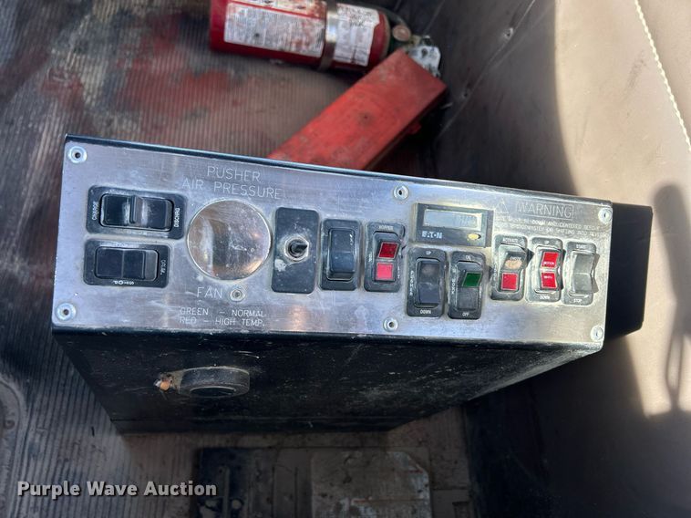 image for item EV9398 2003 Kenworth W900  ready mix truck