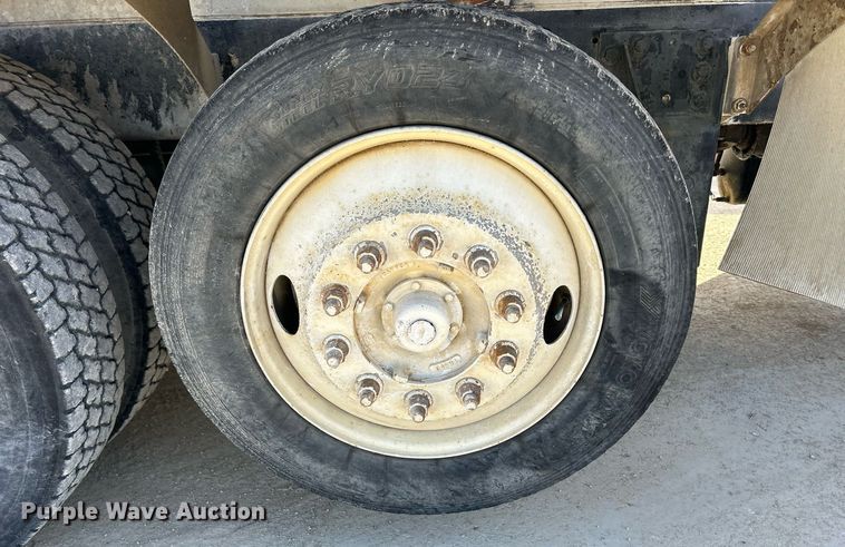 image for item EV9398 2003 Kenworth W900  ready mix truck