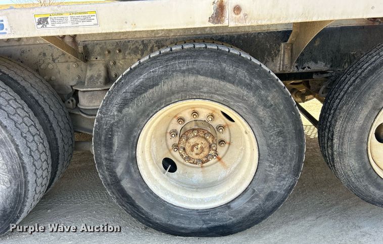 image for item EV9398 2003 Kenworth W900  ready mix truck