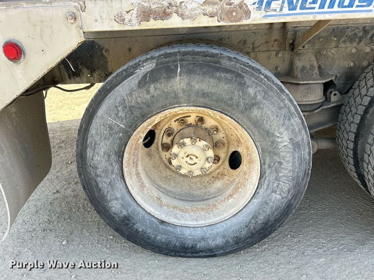 image for item EV9398 2003 Kenworth W900  ready mix truck