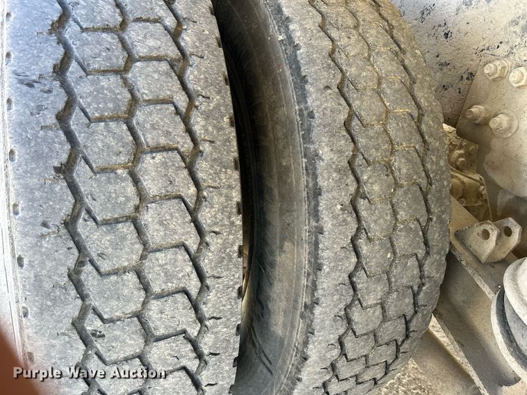 image for item EV9398 2003 Kenworth W900  ready mix truck