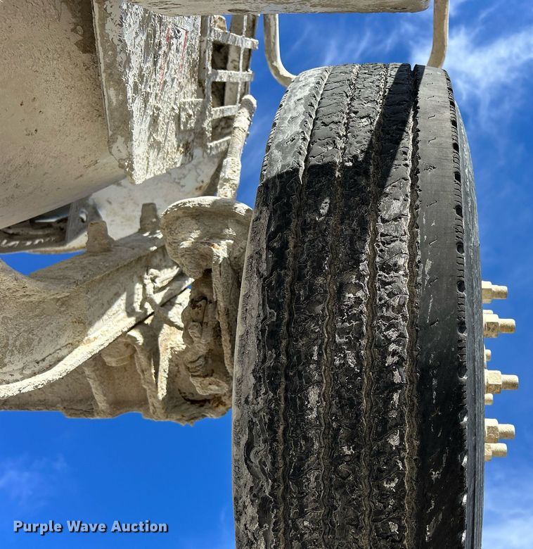 image for item EV9398 2003 Kenworth W900  ready mix truck