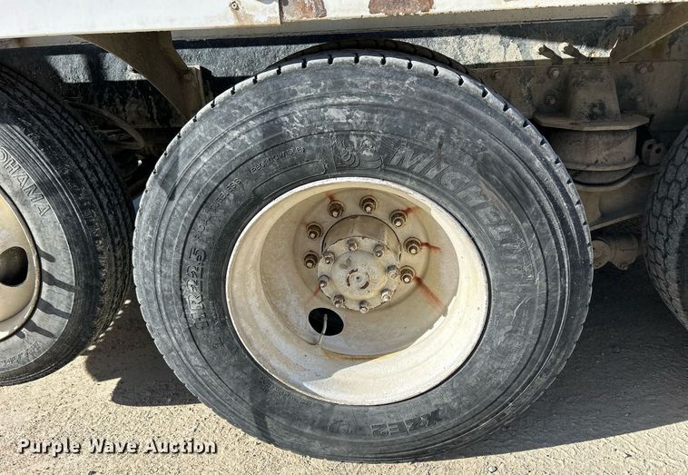 image for item EV9398 2003 Kenworth W900  ready mix truck