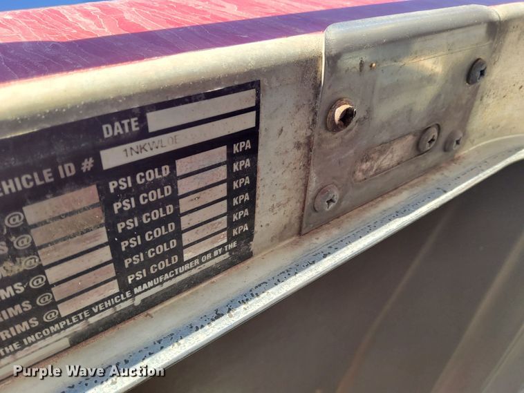 image for item EV9398 2003 Kenworth W900  ready mix truck